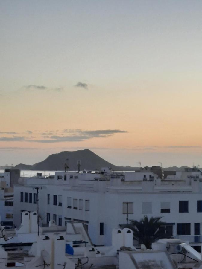 Sun & Surf Loft, Near Main Street And Beach, Wifi Fiber, Winter Garden With Sea View Corralejo Kültér fotó